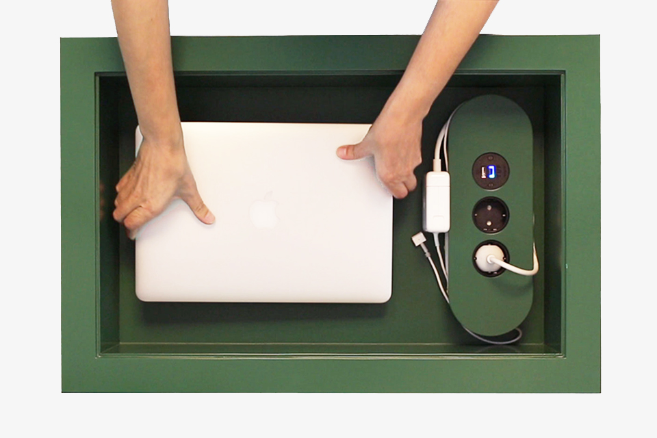 Smart Home_Laptop Charging Box_MARQQA
